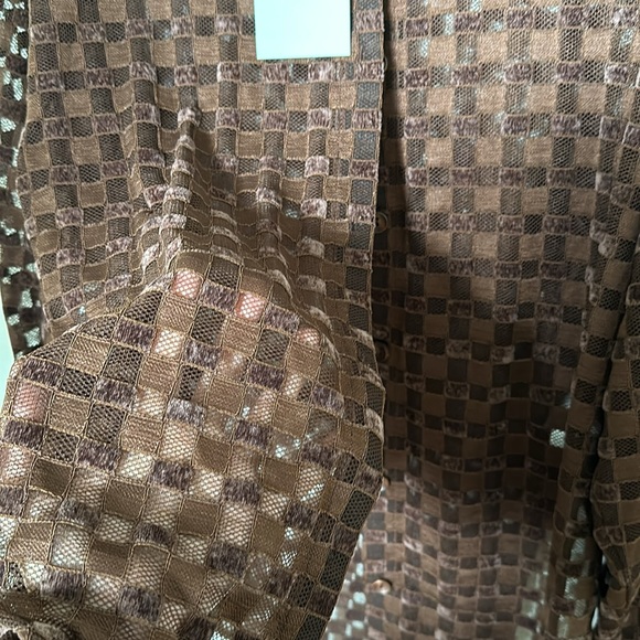 Brown Checkered long sleeve button down shirt - Picture 5 of 5